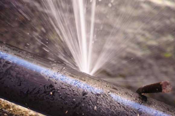 Dépannage urgent pour fuite d'eau à Ecully